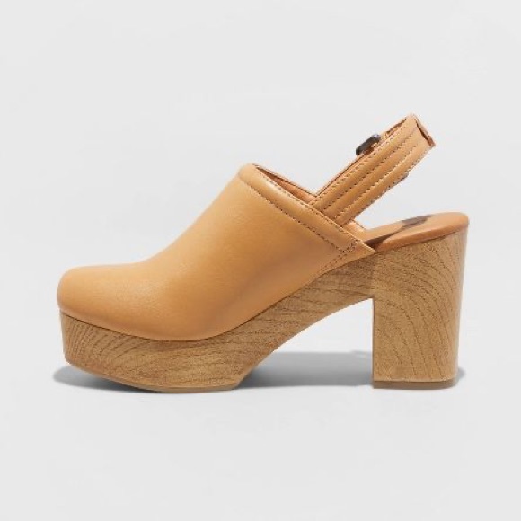 Universal Thread Shoes - 🆕 Women's Watson Platform Clog Heels - Universal Thread™